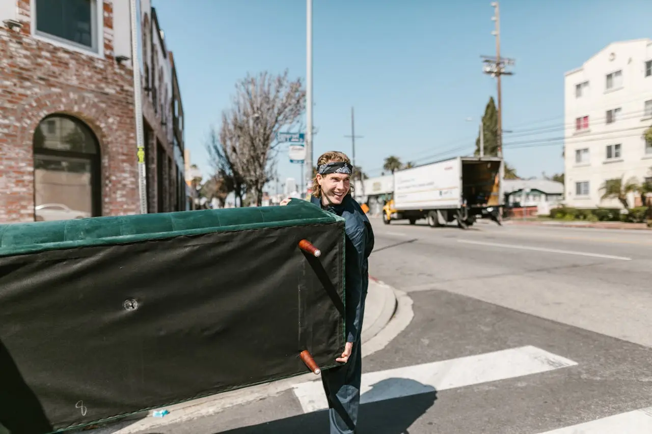 Prepare special items for a L’Île-Bizard move